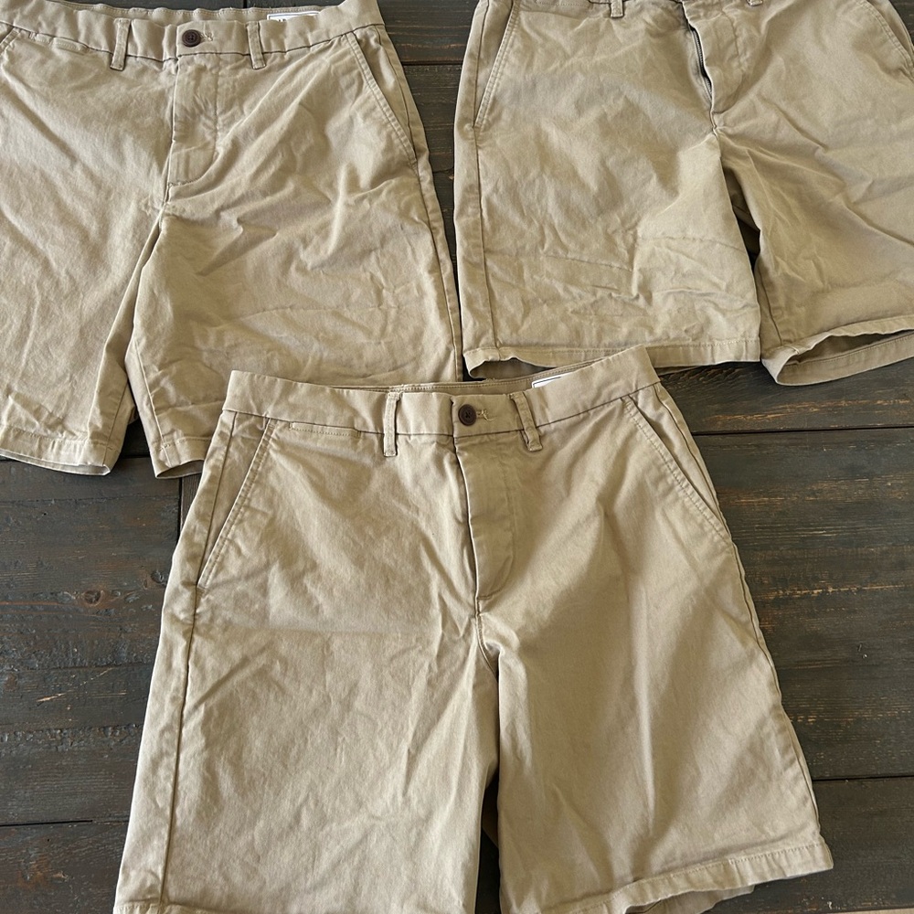 3 pair- GAP Tan Flat Front Shorts Lightweight Casual. Price is for all 3